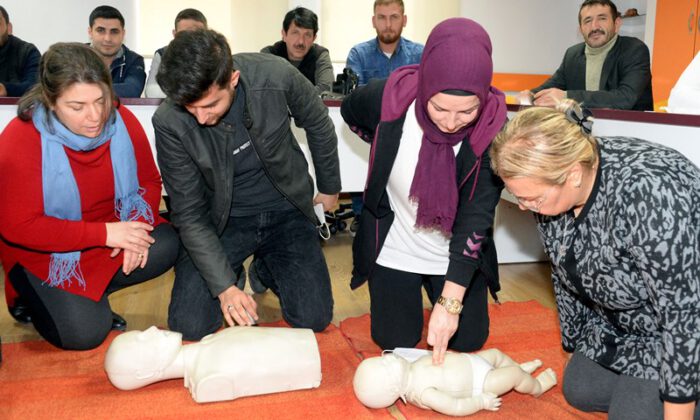 Osmangazi Belediyesi’nden personeline ilk yardım eğitimi…