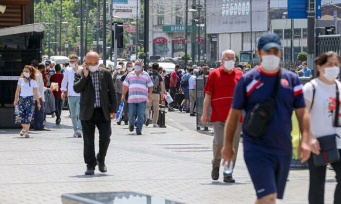 Türkiye’nin koronavirüsle mücadelesinde son 24 saatte yaşananlar