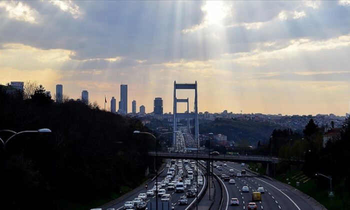 Türkiye geneli sokağa çıkma kısıtlaması başladı