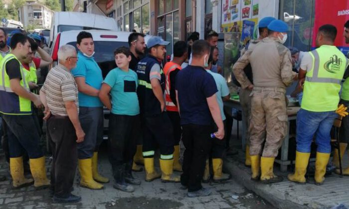 BTP Kastamonu İl Teşkilatı’ndan selzedelere destek